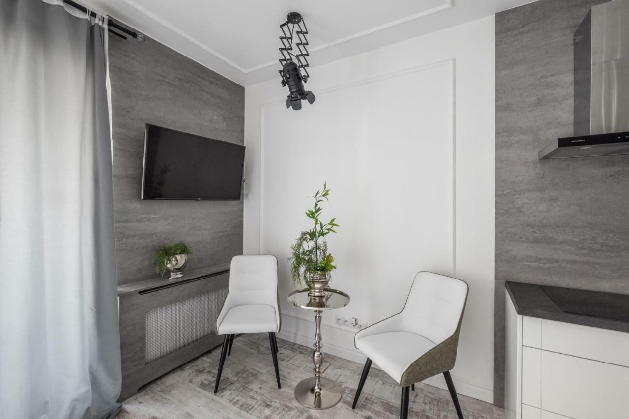 Good Time Apartment Business Center Varsóvia Exterior foto